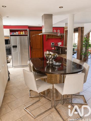 Maison à vendre 7 pièces 264 m² Saint-Pierre