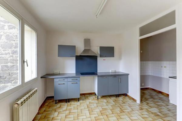 Maison à vendre 5 pièces 123m² Ménétrol (63200)