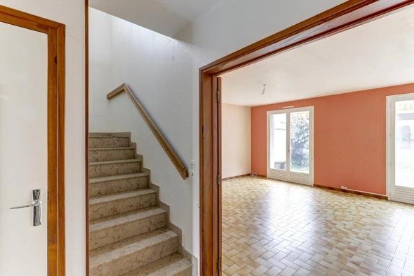 Maison à vendre 5 pièces 123m² Ménétrol (63200)