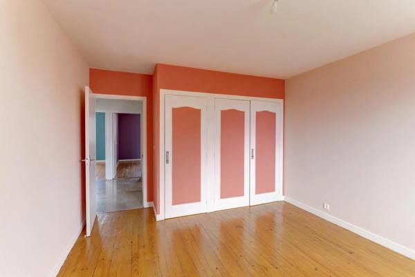 Maison à vendre 5 pièces 123m² Ménétrol (63200)