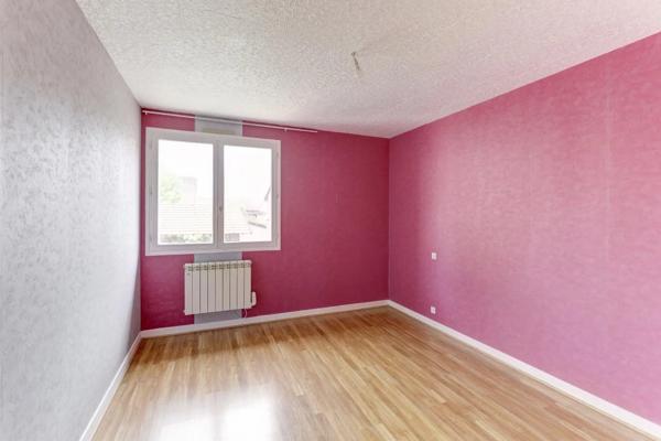 Maison à vendre 5 pièces 123m² Ménétrol (63200)