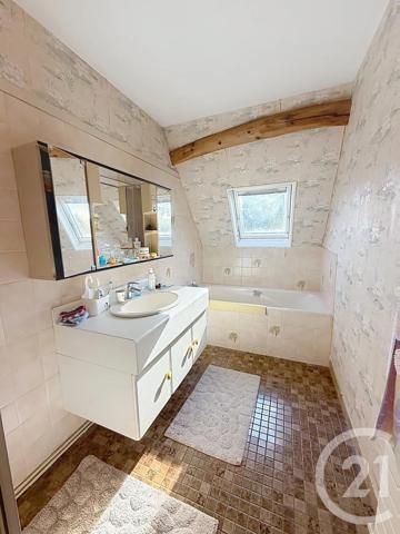 Maison à vendre  5 pièces - 113,38 m 2   VIEUX MOULIN  - 60