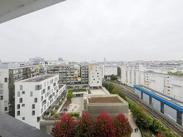 Appartement Issy Les Moulineaux 2 pièce(s) 47 m2 Récent, vue dégagée,lumineux, tramway T2