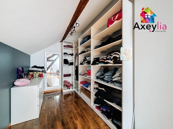 Marcigny (71110) A VENDRE - SECTEUR MARCIGNY - MAISON DE FAMILLE SUR TERRAIN AVEC DEPENDANCES ET PISCINE