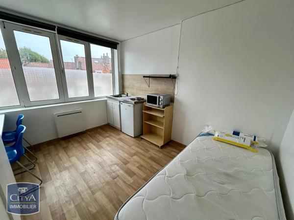 Appartement à louer 1 pièce 15.43m² La Madeleine (59110)