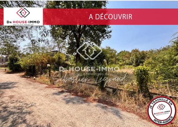 Terrain à vendre de 1 085 m²