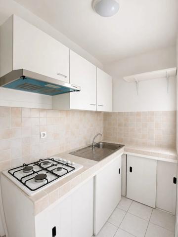 A VENDRE T2 RARE AVEC GRANDE TERRASSE VUE MER SCHOELCHER (972)