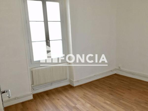 Location Appartement 2 pièces 29.61 m² - 51 RUE DE PARIS Saint-germain-en-laye 78100