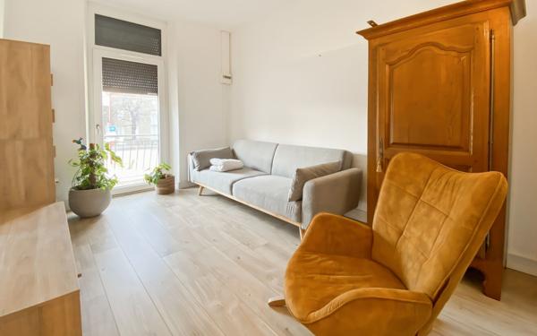 Maison à vendre    6 pièces • 170,85 m2 Layrac