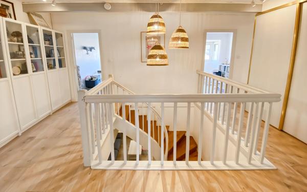 Maison à vendre    6 pièces • 170,85 m2 Layrac