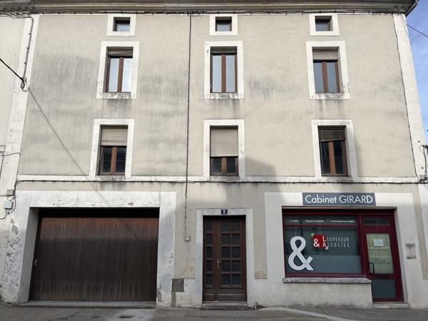 Immeuble à vendre |  Thiviers |  421 m²
