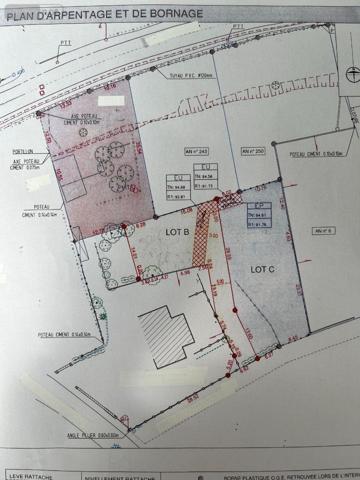 Terrain à Batir à vendre à Chemillé-en-Anjou dans le Maine-et-Loire (49120), ref : 49062/774