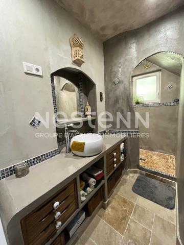 MOREAC - Belle propriété à vendre 4 chambres implantée sur un parc boisé de 8865 m² avec un étang