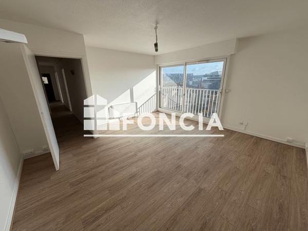 Location Appartement 4 pièces 80.58 m² - RESIDENCE SQUARE DU MIDI Bordeaux 33800