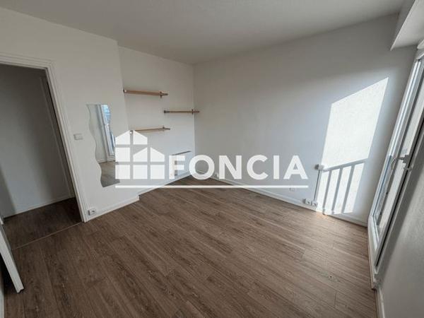 Location Appartement 4 pièces 80.58 m² - RESIDENCE SQUARE DU MIDI Bordeaux 33800