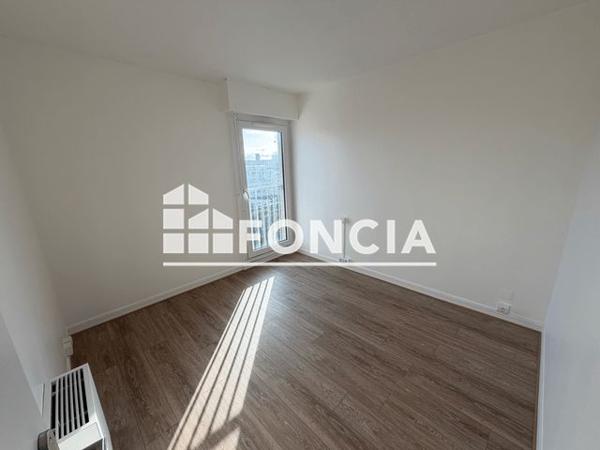 Location Appartement 4 pièces 80.58 m² - RESIDENCE SQUARE DU MIDI Bordeaux 33800