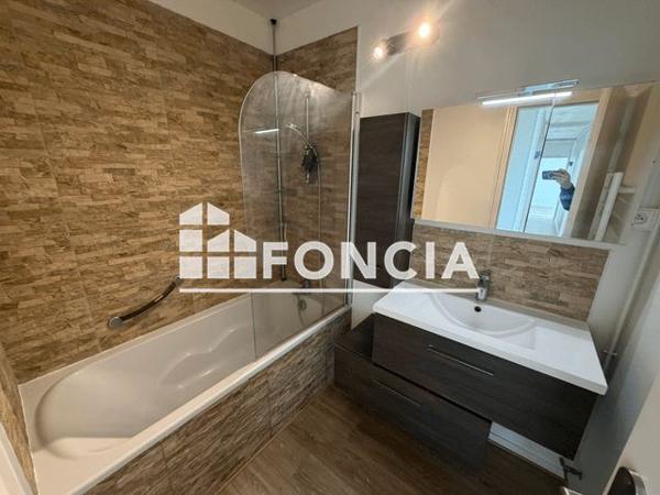 Location Appartement 4 pièces 80.58 m² - RESIDENCE SQUARE DU MIDI Bordeaux 33800