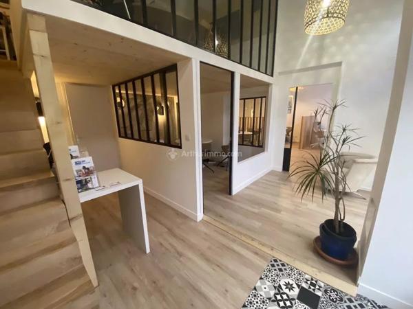 Location Local commercial 3 pièces 64 m2 à Vienne