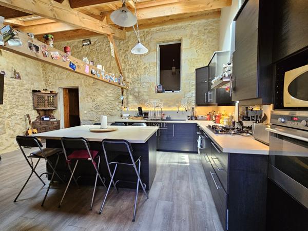 Caussens (32100) MAISON T5 156m² AVEC TERRASSE - SECTEUR CONDOM