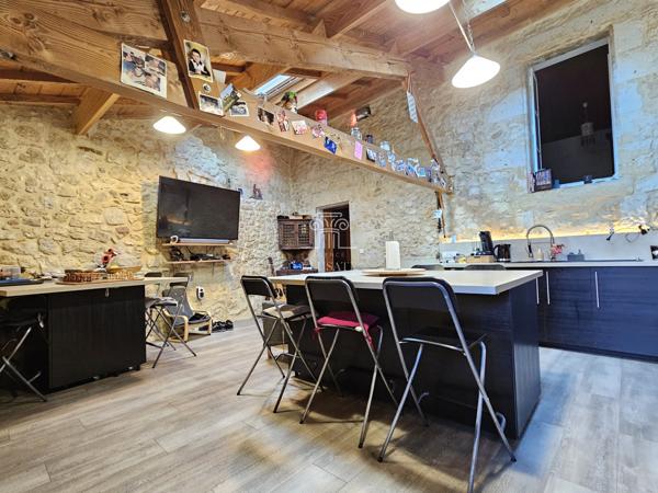 Caussens (32100) MAISON T5 156m² AVEC TERRASSE - SECTEUR CONDOM