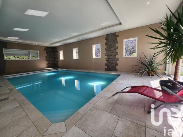 Maison d’architecte 6 pièces de 236 m² à Lavoûte-sur-Loire (43800)