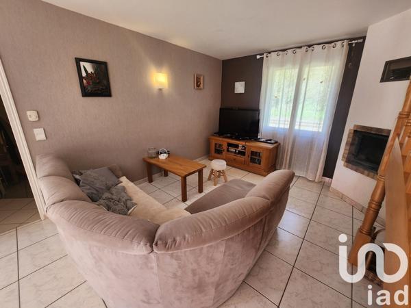 Maison d’architecte 6 pièces de 236 m² à Lavoûte-sur-Loire (43800)