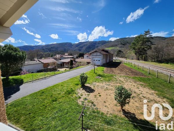 Maison d’architecte 6 pièces de 236 m² à Lavoûte-sur-Loire (43800)