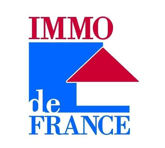 Parking / Box à louer à Romans-sur-Isère (26100)