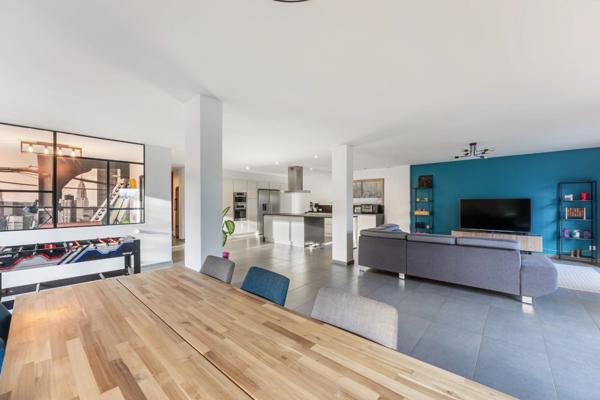 Maison à vendre 6 pièces DIVONNE LES BAINS (01)