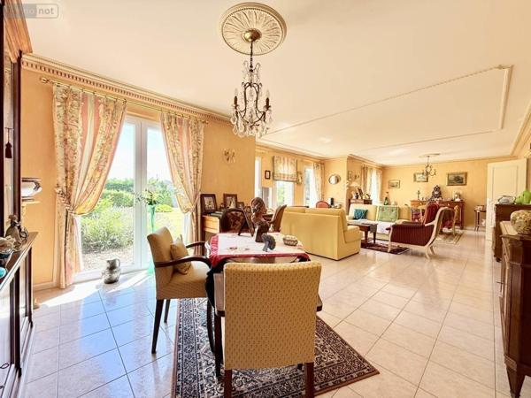 Maison à vendre à Saint-Cast-le-Guildo dans les Côtes-d'Armor (22380), ref : 007-2621MY