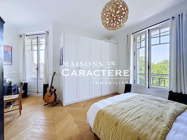 Elégant Appartement Art Déco restauré Années 30 – Saint Germain En Laye 5 pièce(s) 107 m2