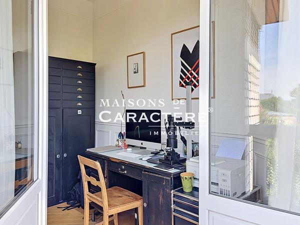 Elégant Appartement Art Déco restauré Années 30 – Saint Germain En Laye 5 pièce(s) 107 m2