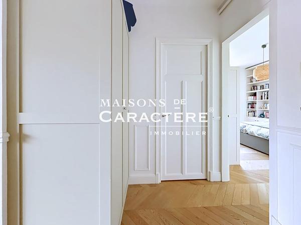 Elégant Appartement Art Déco restauré Années 30 – Saint Germain En Laye 5 pièce(s) 107 m2