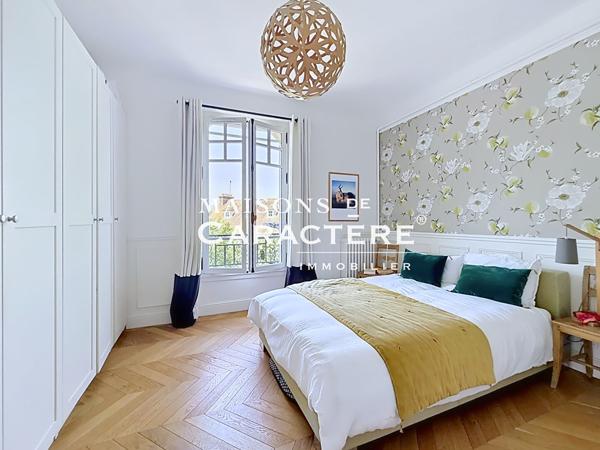 Elégant Appartement Art Déco restauré Années 30 – Saint Germain En Laye 5 pièce(s) 107 m2