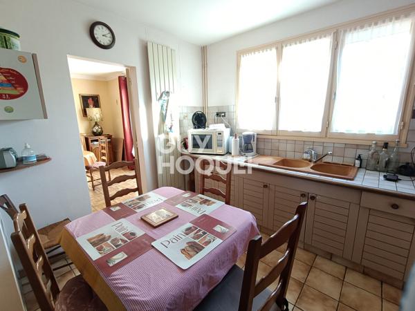 MAISON À VENDRE DE 6 PIÈCES DE 110,00 M²