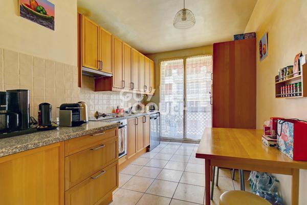 PARIS XVI, 2 CHAMBRES, PLACE RODIN, 75M2 AVEC TERRASSE DE 7.5M2