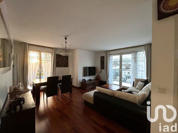 Appartement 3 pièces de 56 m² à Coignières (78310)