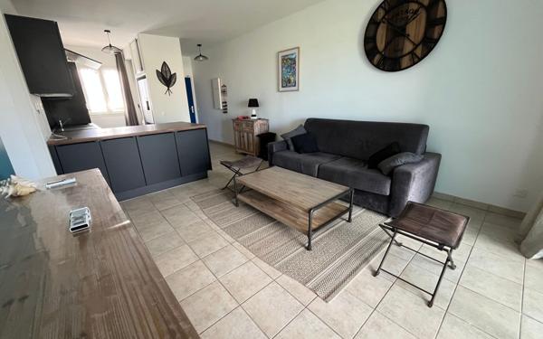 Appartement à vendre    3 pièces • 60,61 m2 Saint-François