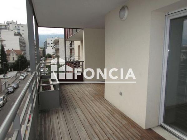 Location Appartement 2 pièces 39.6 m² - 10 RUE MALLIFAUD Grenoble 38000