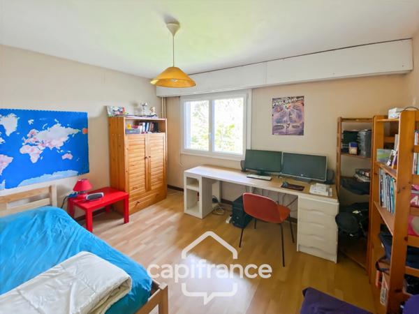 Maison familiale de 120 m² 6 pièces 4 chambres Quartier Le Jard / Bourran