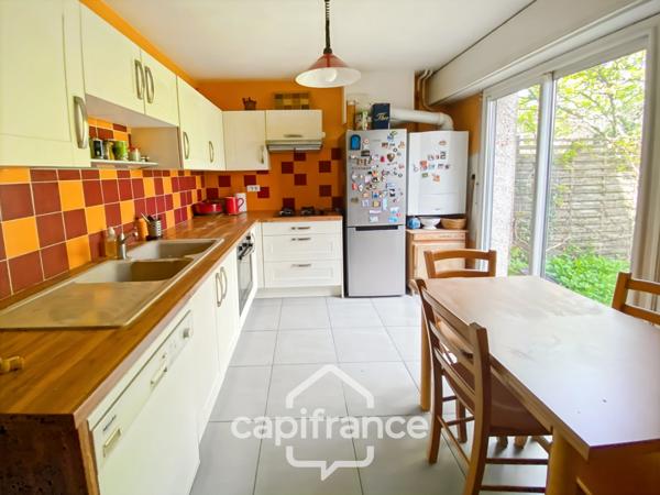 Maison familiale de 120 m² 6 pièces 4 chambres Quartier Le Jard / Bourran