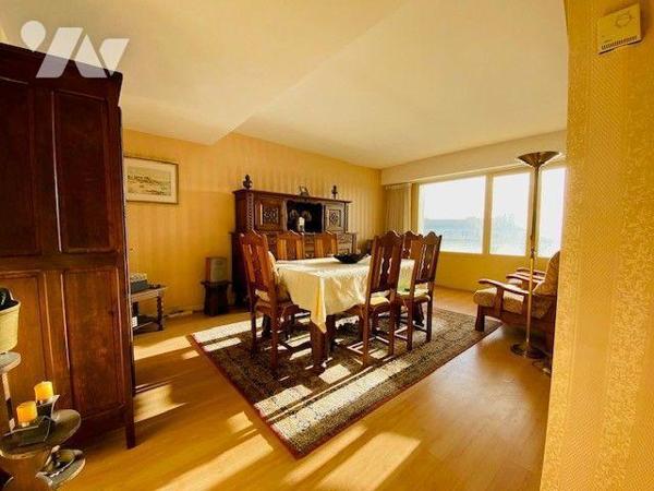 A Vendre à Perros-Guirec (22700) en Côtes-d'Armor (22), Centre-ville, un appartement de type 4 ...