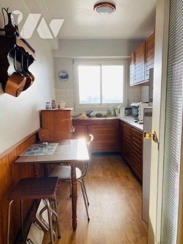 A Vendre à Perros-Guirec (22700) en Côtes-d'Armor (22), Centre-ville, un appartement de type 4 ...