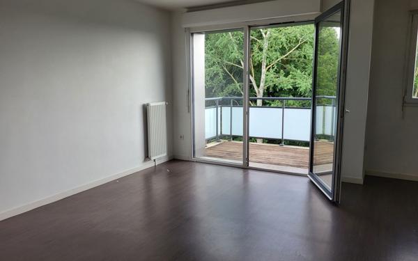 Appartement à vendre    2 pièces •  Comines