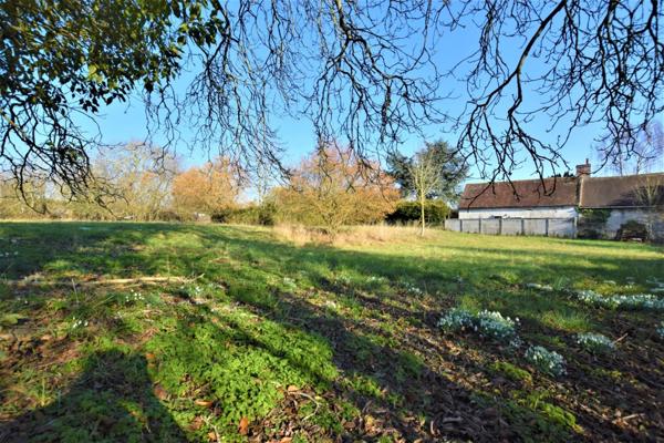 Vente Terrain à Estrées-Saint-Denis