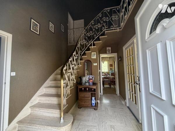 BAUD au calme proche ville : Néobretonne avec 4 chambres dot 2 au RDC