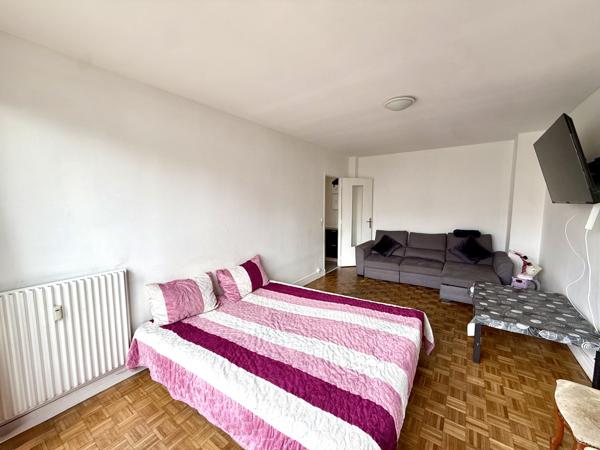 Bondy (93140) Studio avec parking, cave à 5min du RER E