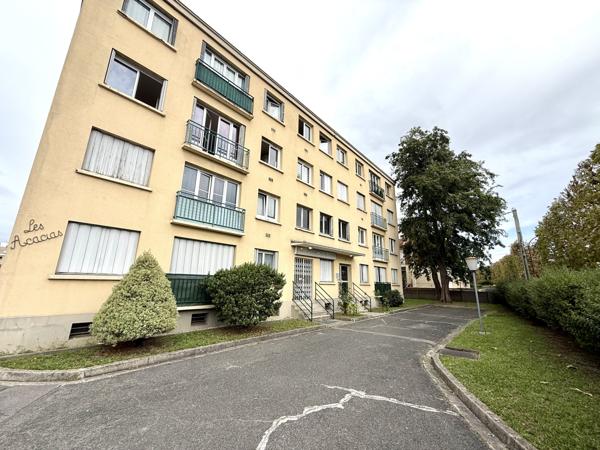 Bondy (93140) Studio avec parking, cave à 5min du RER E