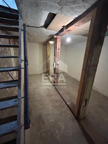 Local commercial d'environ  46 m2