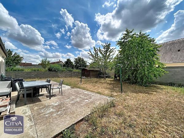 Maison à vendre 6 pièces 107m² Bourges (18000)